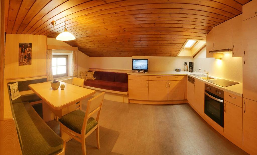 Tobadillerhof Villa Wenns Rum bild